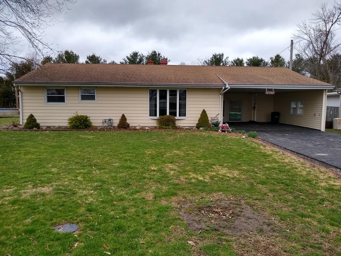 226 S Diamond St., Arcola, IL 61910