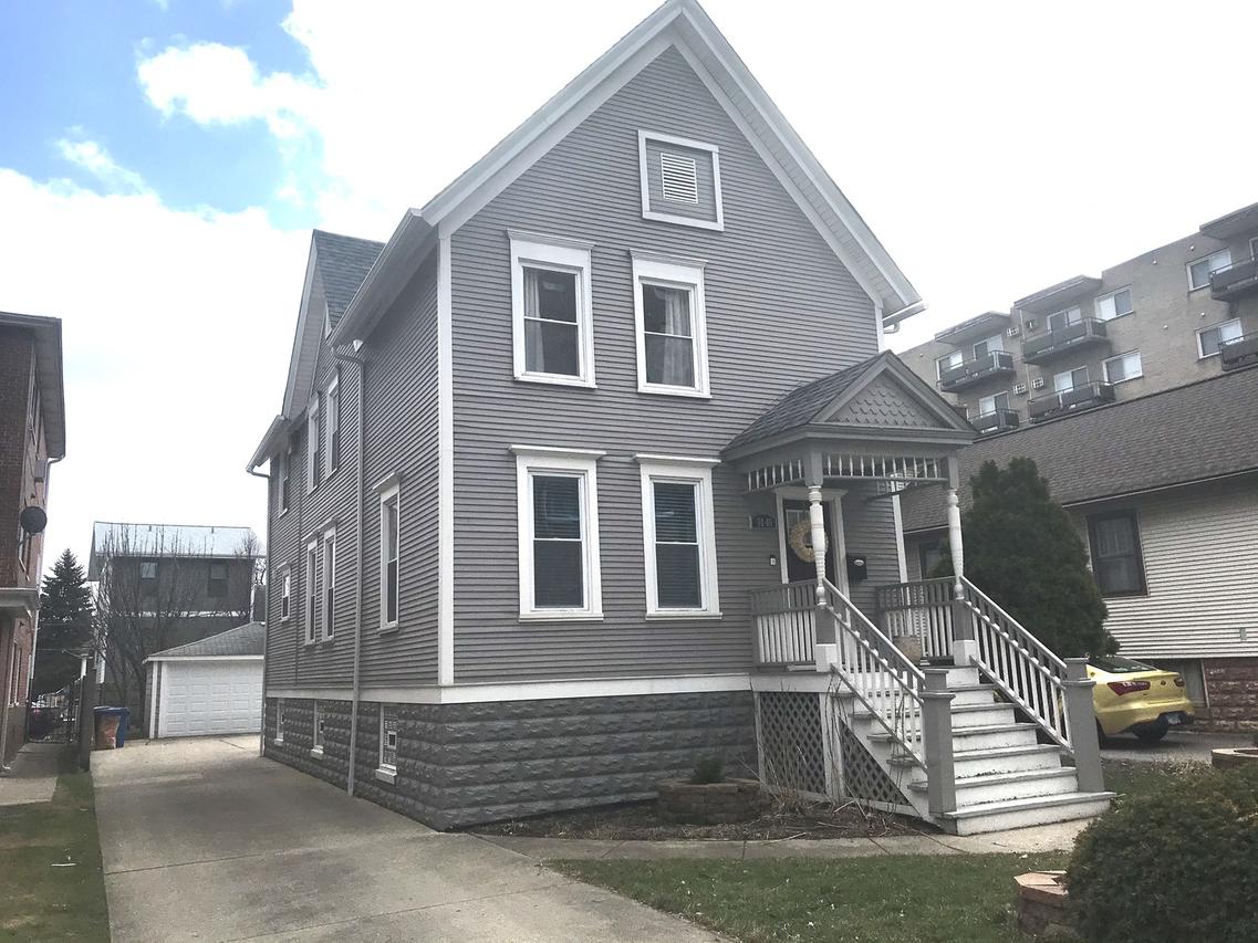 7446 Washington St., Forest Park, IL 60130