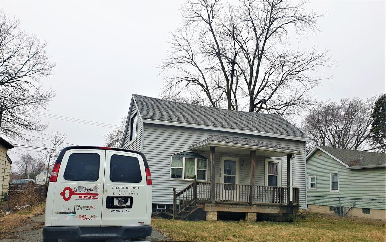 3022 Commercial Ave., South Chicago Heights, IL 60411