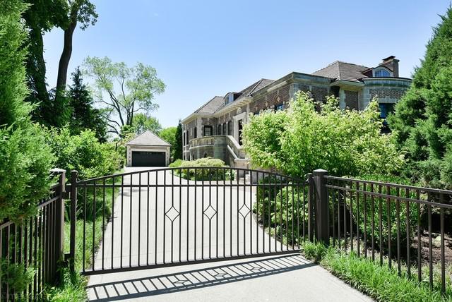 687 Sheridan Rd., Wilmette, IL 60091