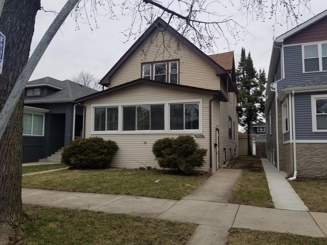 5716 W Berenice Ave., Chicago, IL 60634