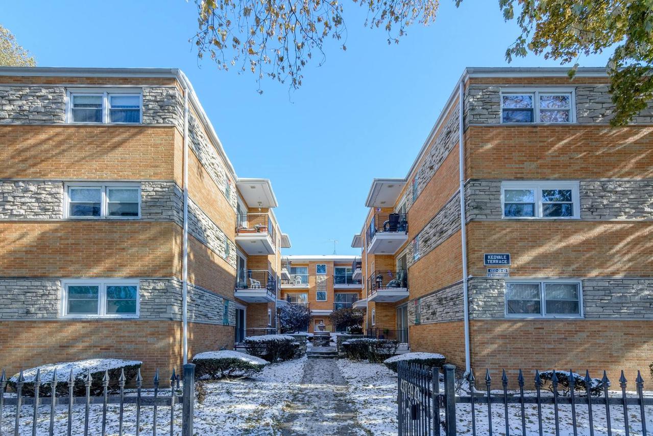 4339 N Kedvale Ave. #2N, Chicago, IL 60641