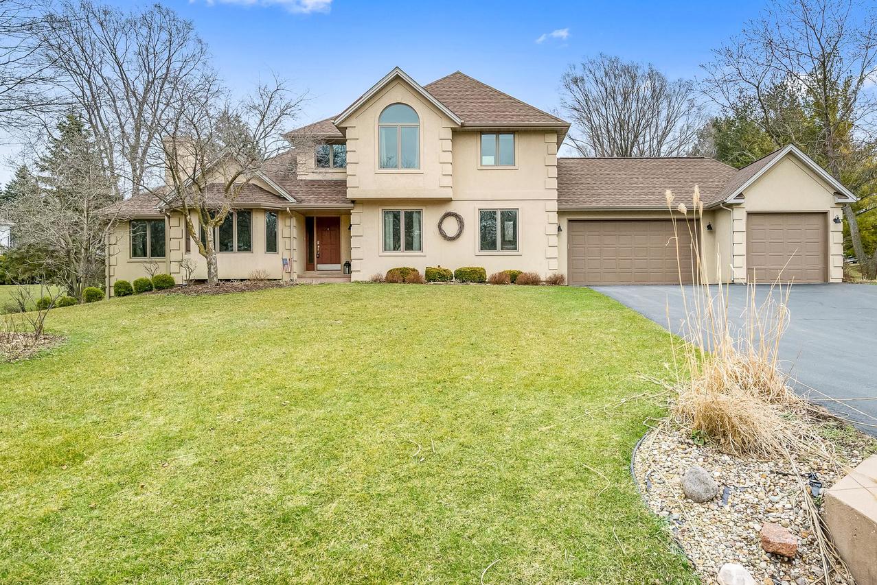 10101 Tybow Tr., Roscoe, IL 61073