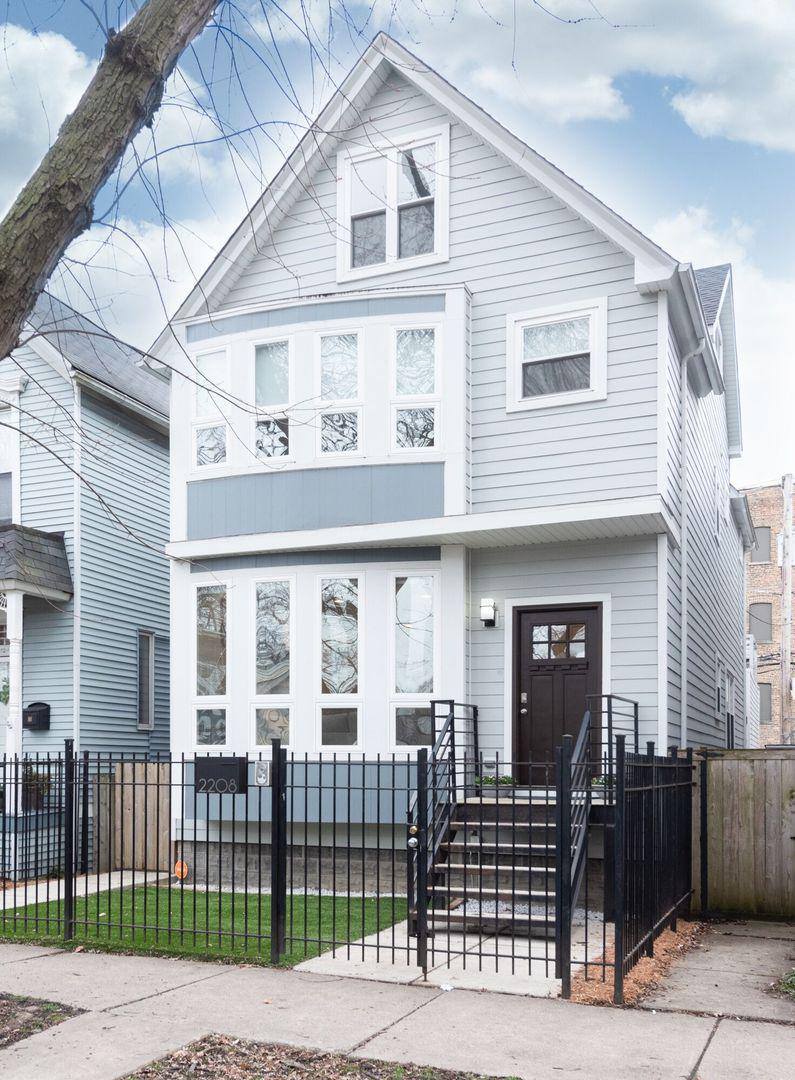 2208 N Maplewood Ave., Chicago, IL 60647
