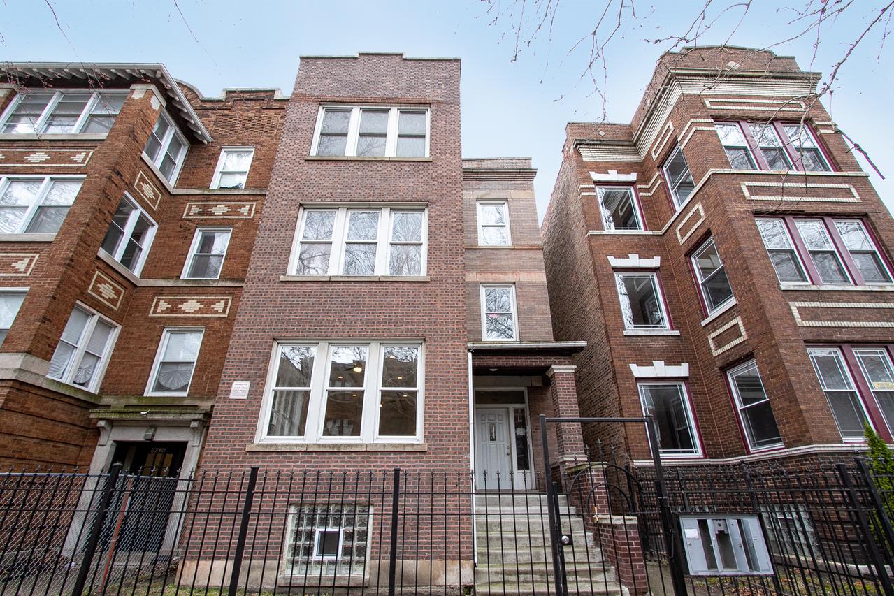 6032 S St Lawrence Ave., Chicago, IL 60637