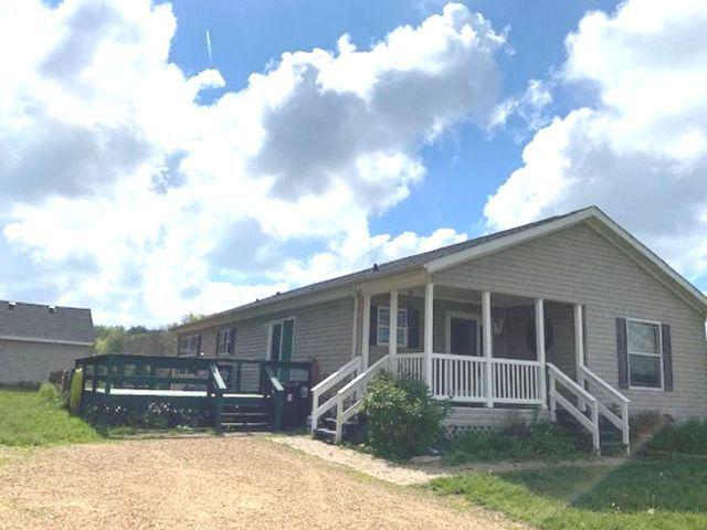 7245 S Lost Nation Rd., Dixon, IL 61021