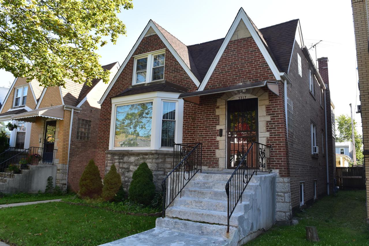 5317 W Cornelia Ave., Chicago, IL 60641