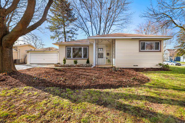3205 Hawk Ln., Rolling Meadows, IL 60008