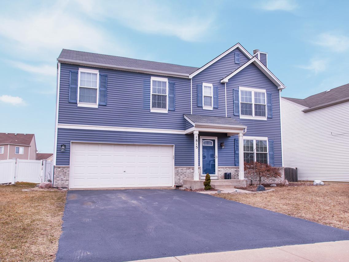 1815 Silver Ridge Dr., Plainfield, IL 60586