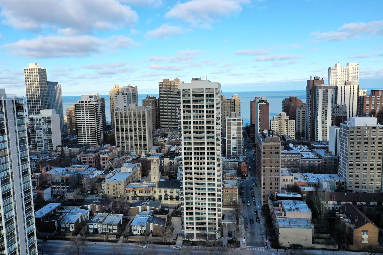 88 W Schiller St. #1407L, Chicago, IL 60610