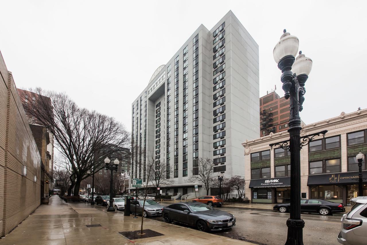 1221 N Dearborn St. #408S, Chicago, IL 60610
