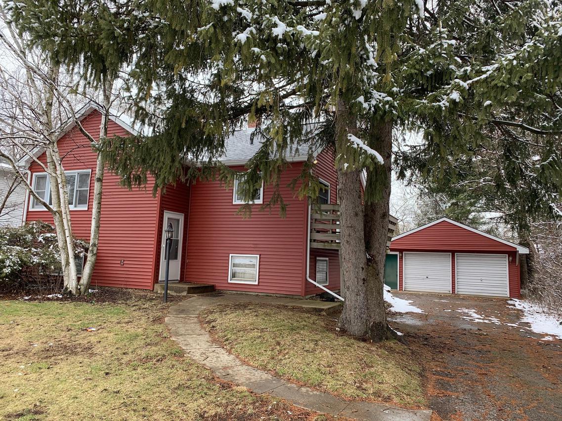 18220 W Lindenwood Dr., Grayslake, IL 60030
