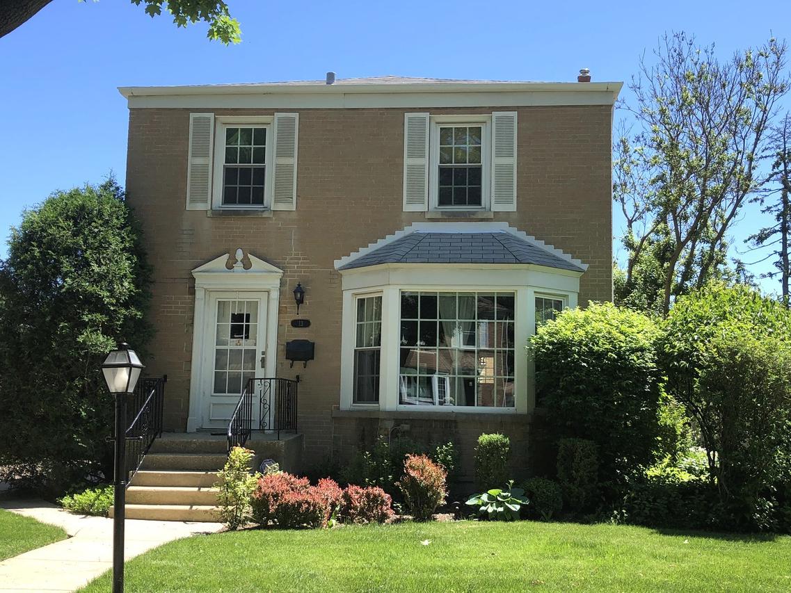 13 S Ridge Ave., Arlington Heights, IL 60005
