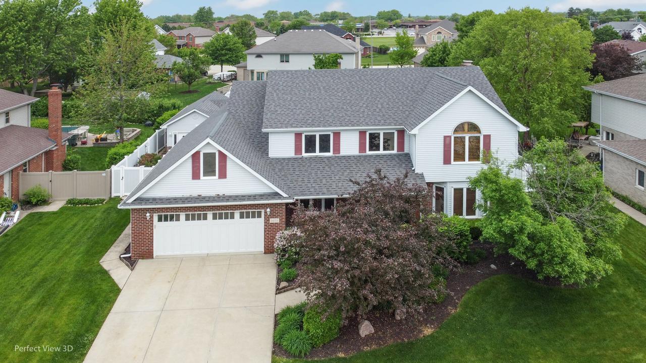 1075 Sweetwater Tr., New Lenox, IL 60451