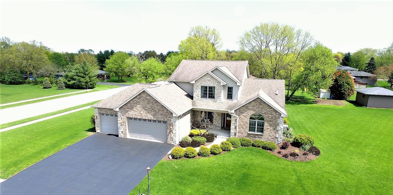 12119 Floyd Dr., Roscoe, IL 61073