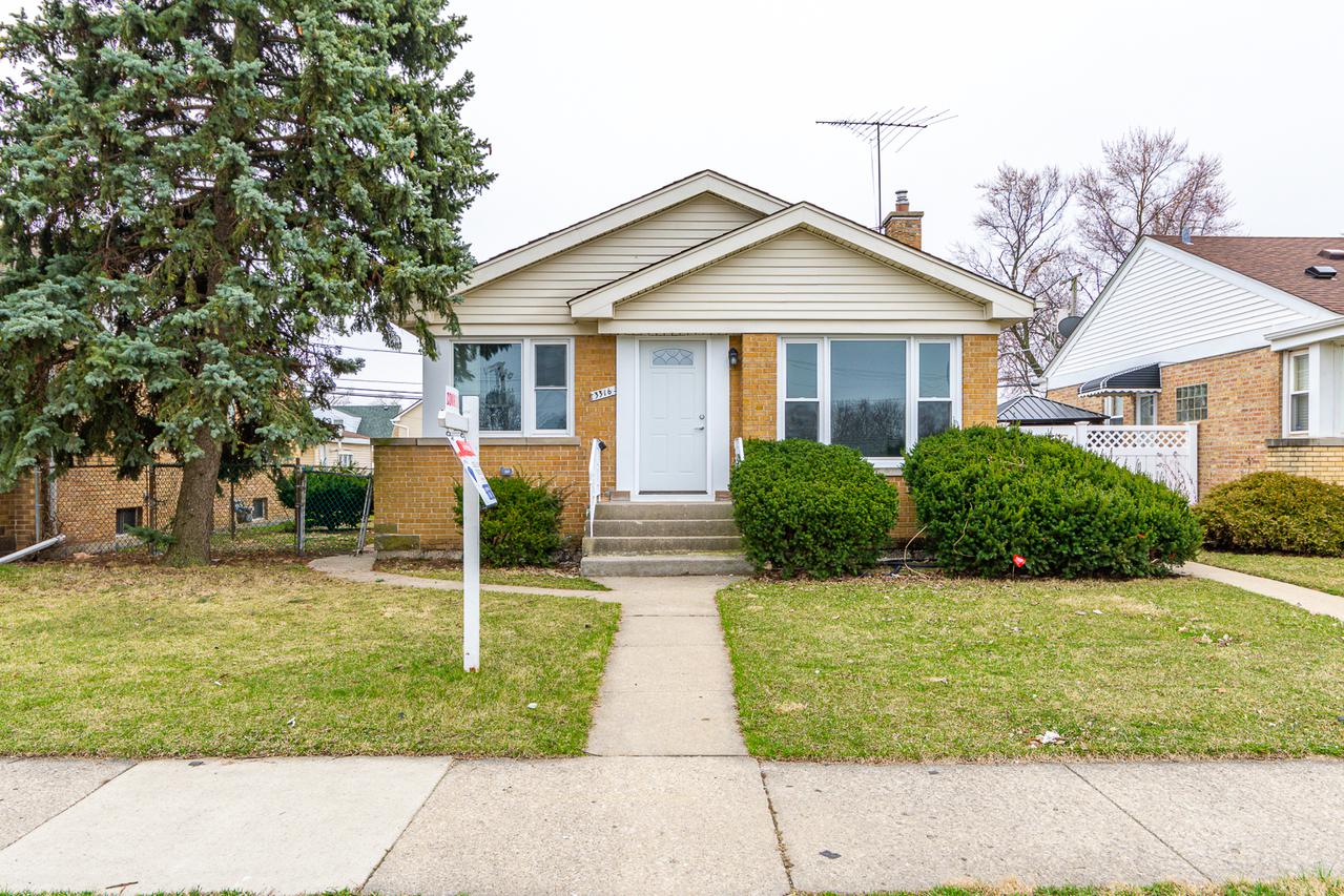 3316 Madison St., Bellwood, IL 60104