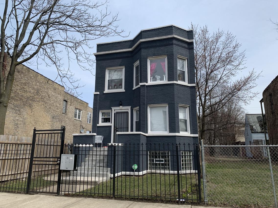 6321 S Champlain Ave., Chicago, IL 60637