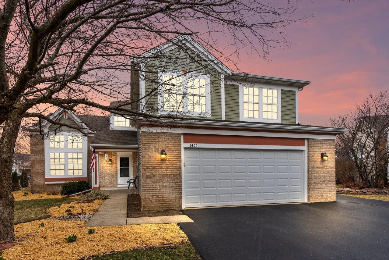 1455 Churchill Ln., Grayslake, IL 60030