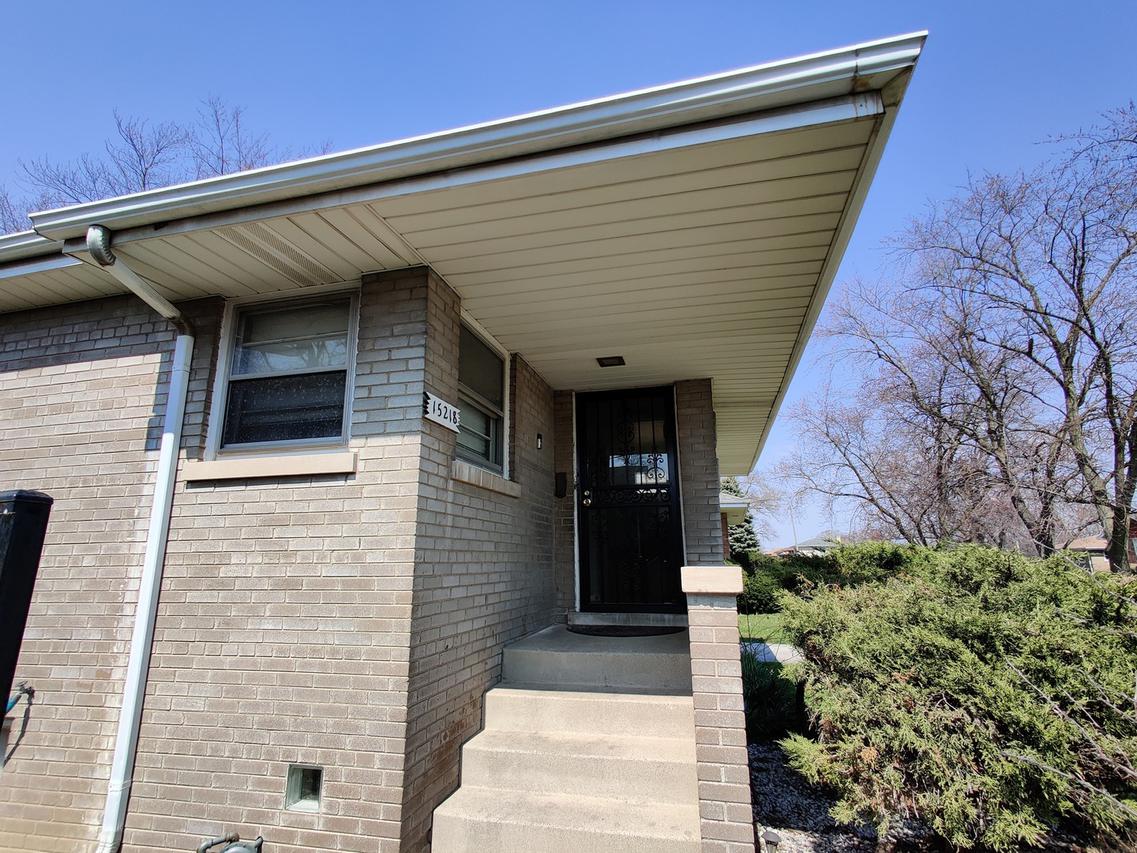 15218 Wabash Ave., South Holland, IL 60473