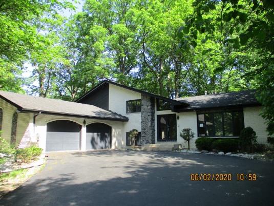 2001 Oakview Ct., New Lenox, IL 60451