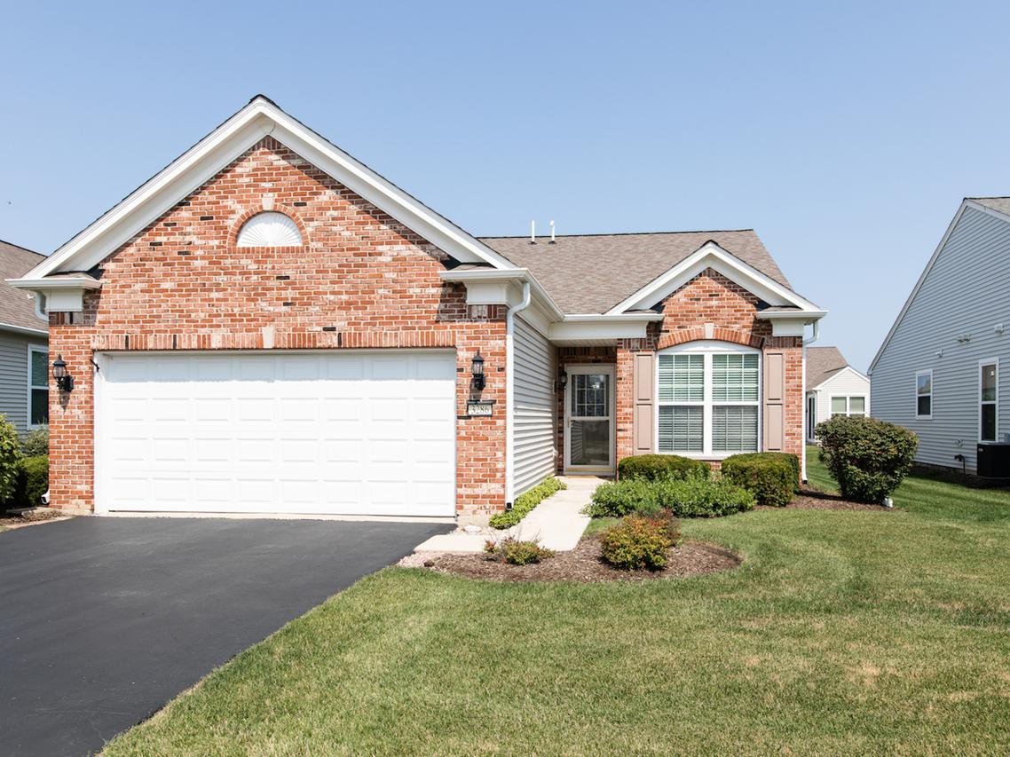 3286 Hutchinson Ln., Mundelein, IL 60060