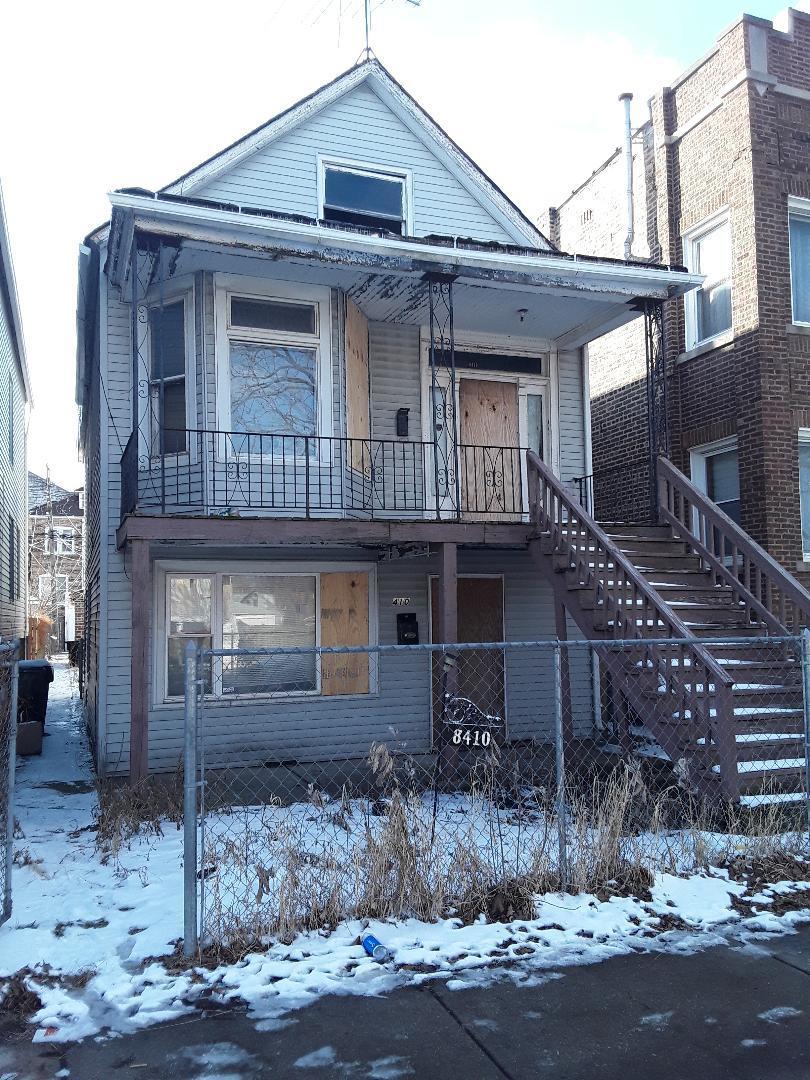 8410 S Manistee Ave., Chicago, IL 60617