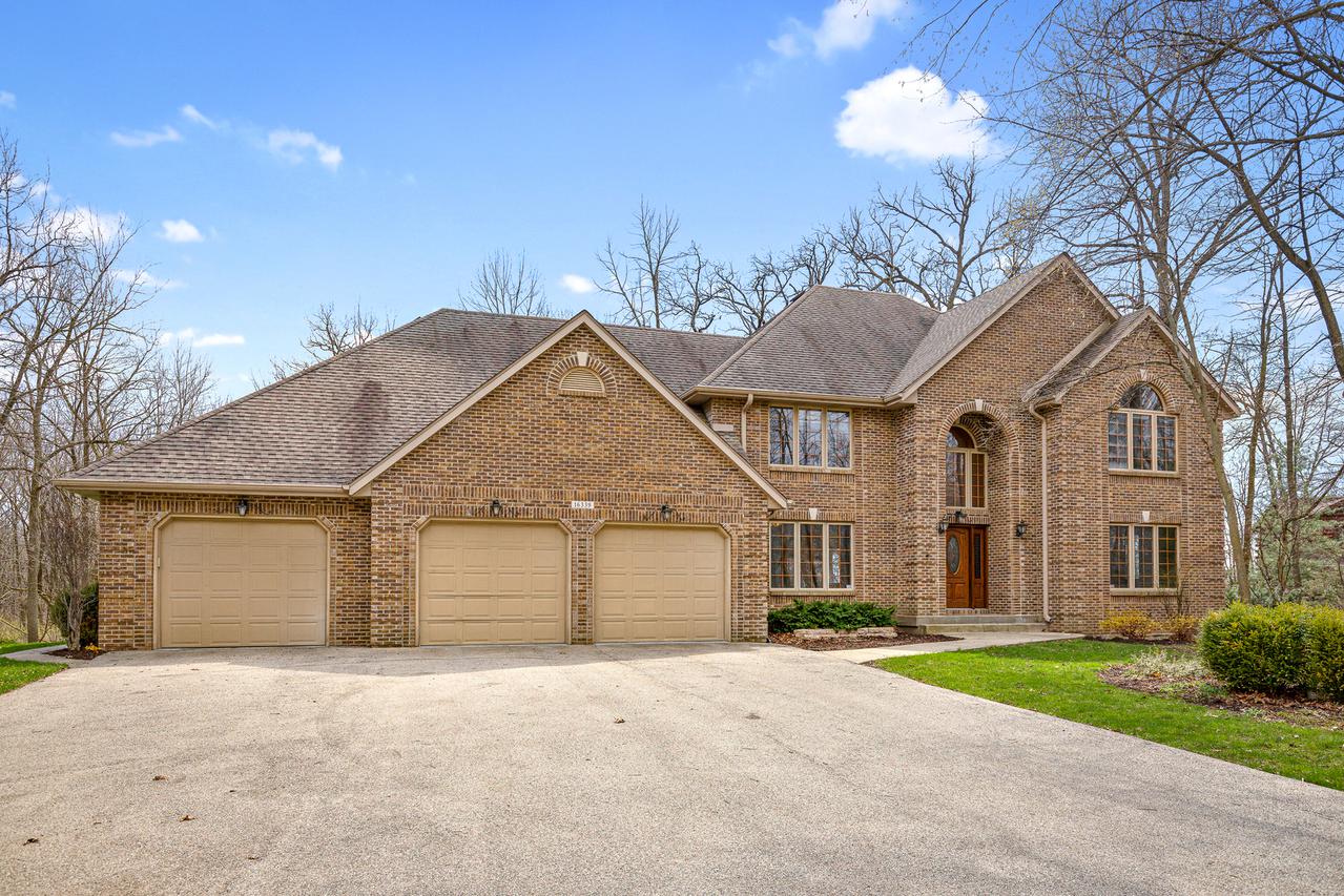 16339 Hickory Cir., Sycamore, IL 60178