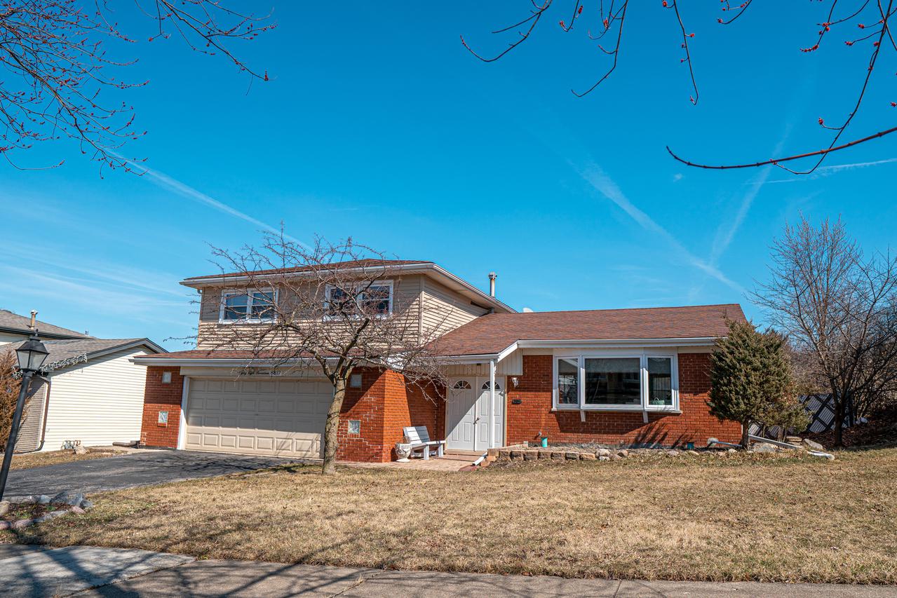 8817 S 83rd Ave., Hickory Hills, IL 60457