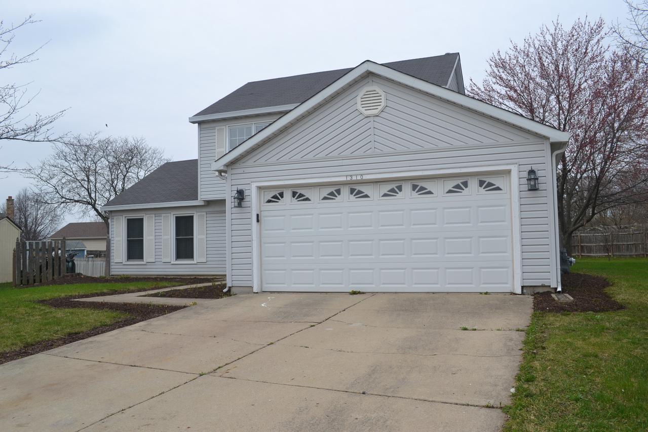 1310 Darlington Ct., Hoffman Estates, IL 60169