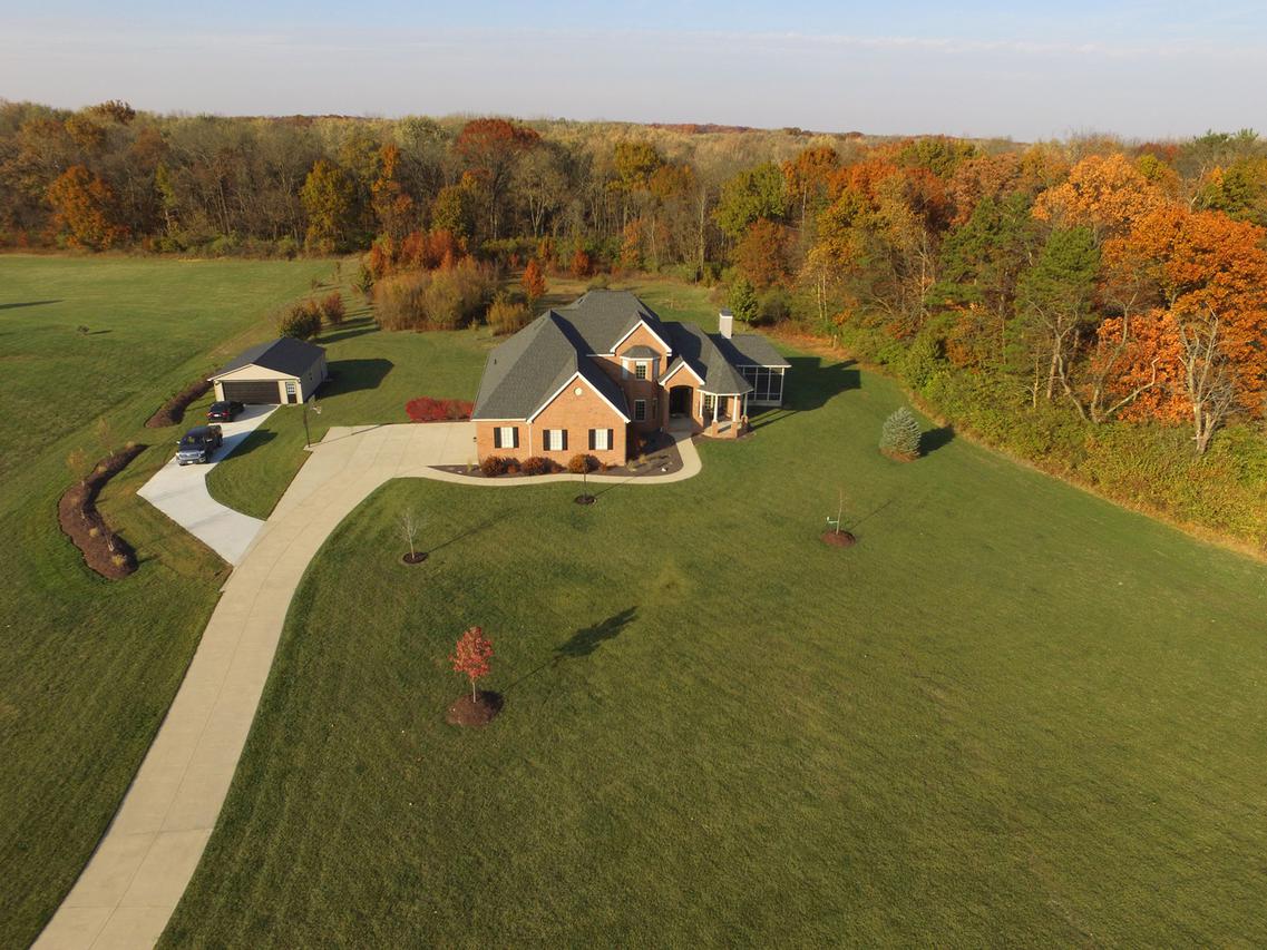 1808 E Cobble Creek Dr., Mahomet, IL 61853
