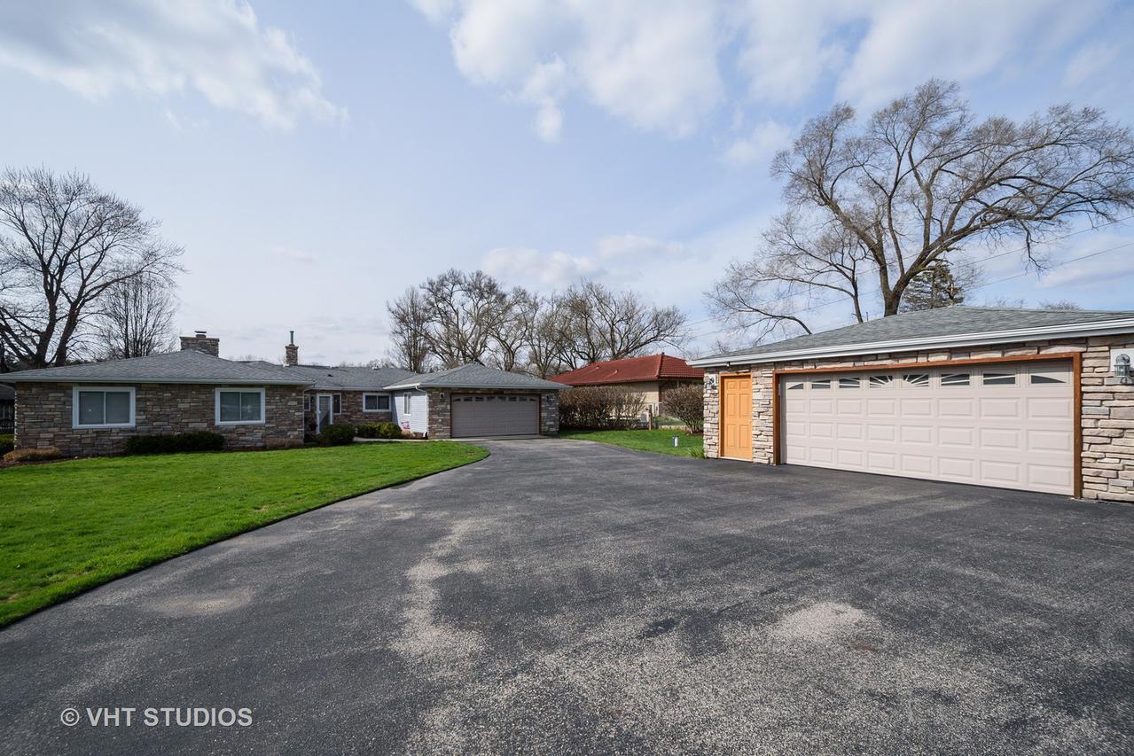 1425 N River Rd., Mchenry, IL 60051