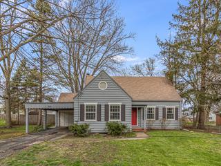 555 Northern Ln., Dekalb, IL 60115