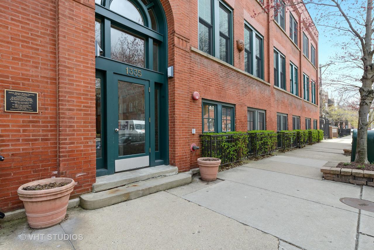 1335 W Altgeld St. #1C, Chicago, IL 60614