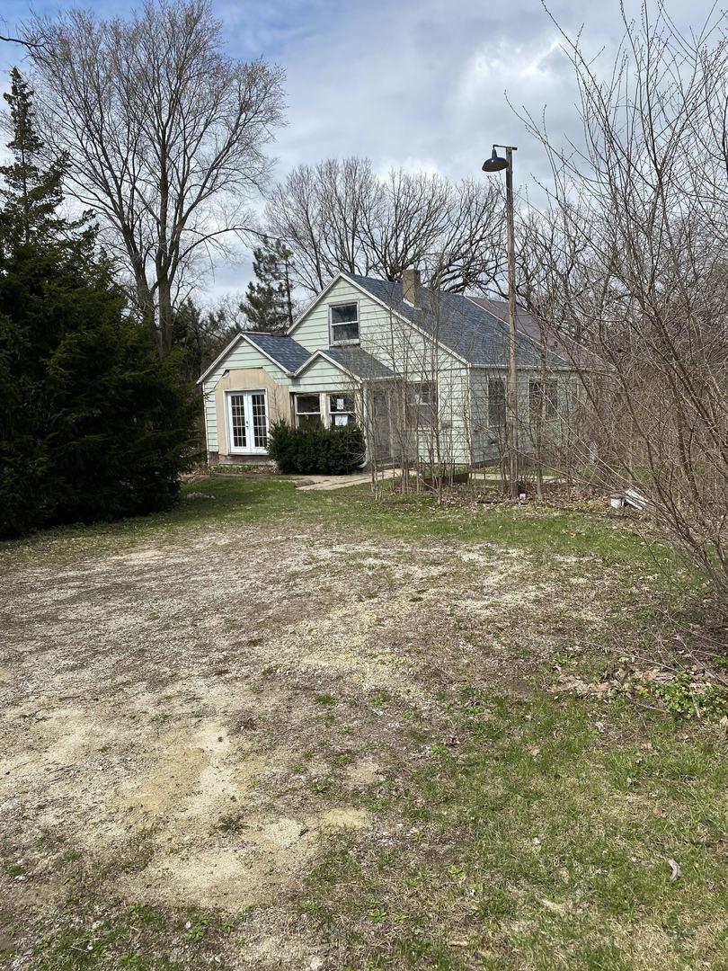 5226 Glen Dr., Roscoe, IL 61073