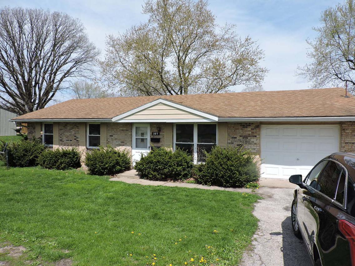 307 Gibson St., Georgetown, IL 61846