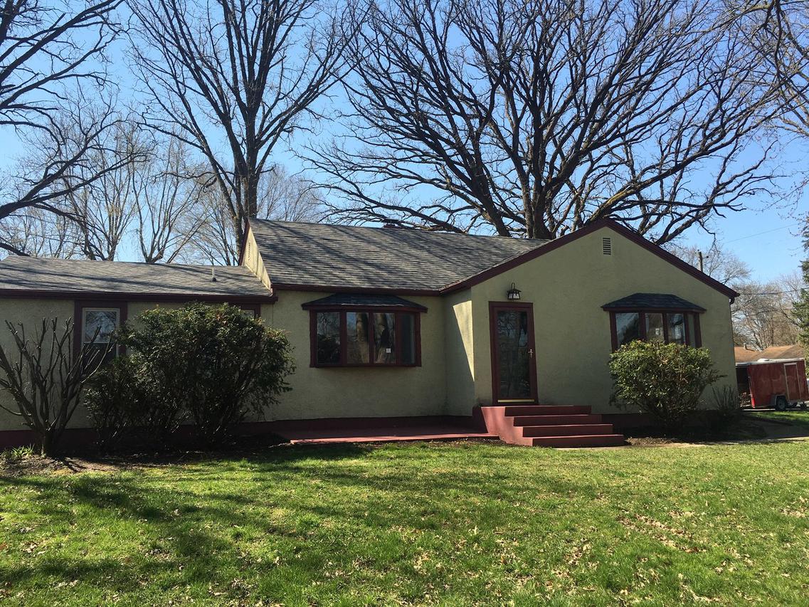 300 Central St., Spring Valley, IL 61362