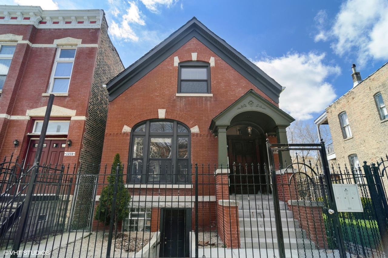 1236 N Artesian Ave., Chicago, IL 60622