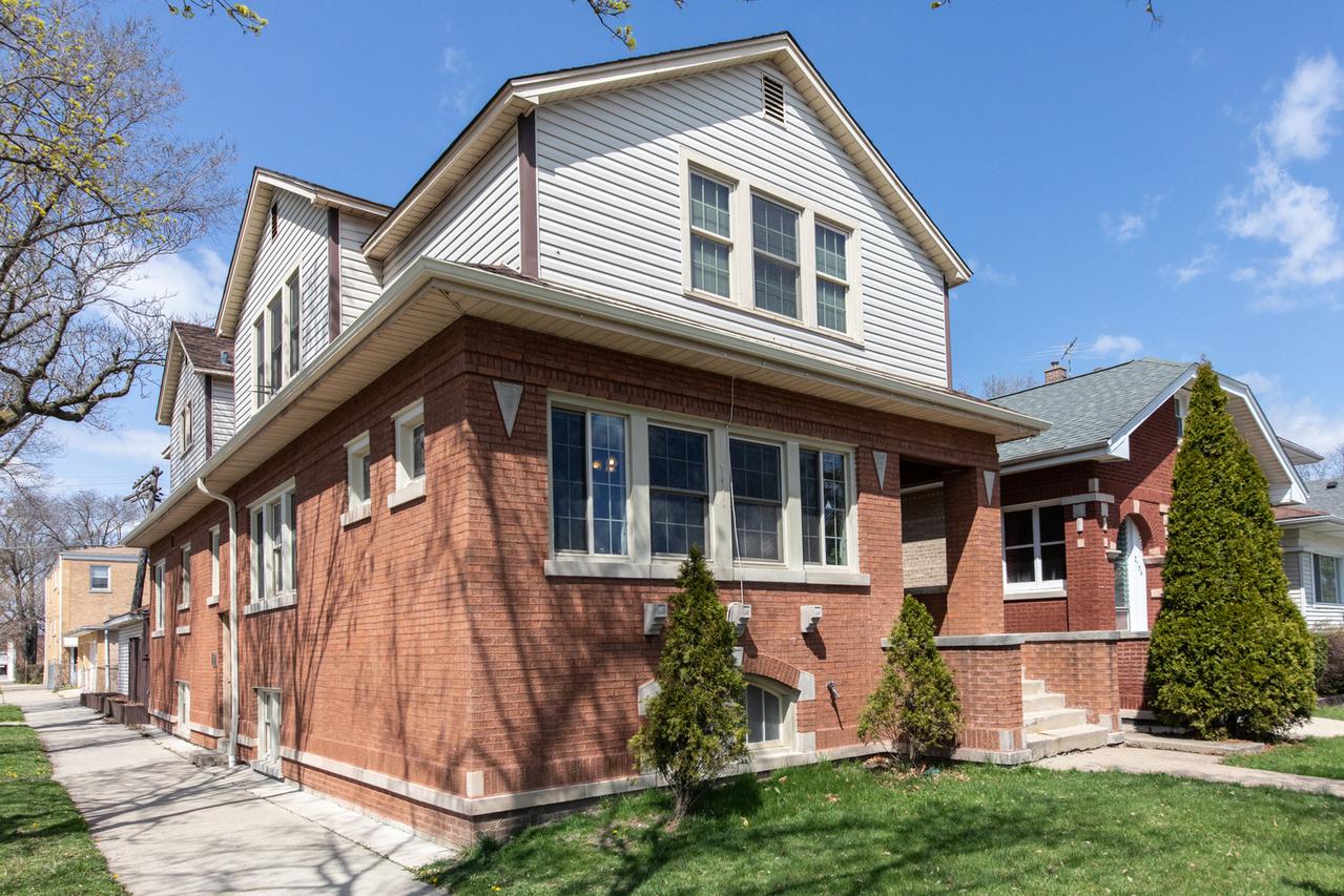 2500 N Montclare Ave., Chicago, IL 60707
