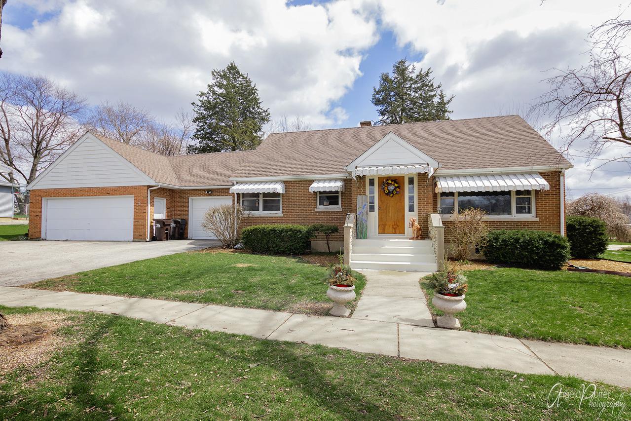 1602 Court St., Mchenry, IL 60050