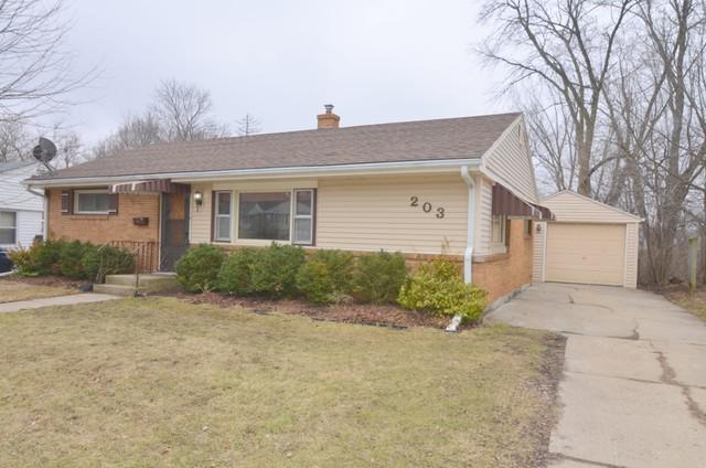 203 Skylark Dr., Rockford, IL 61107