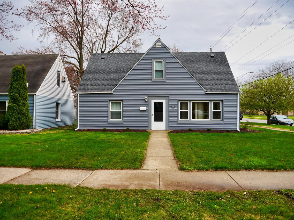 4345 W 99th Pl., Oak Lawn, IL 60453
