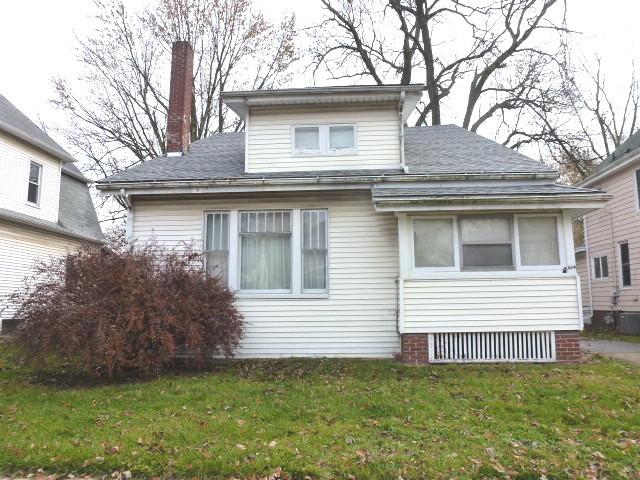 614 N Grant St., Clinton, IL 61727