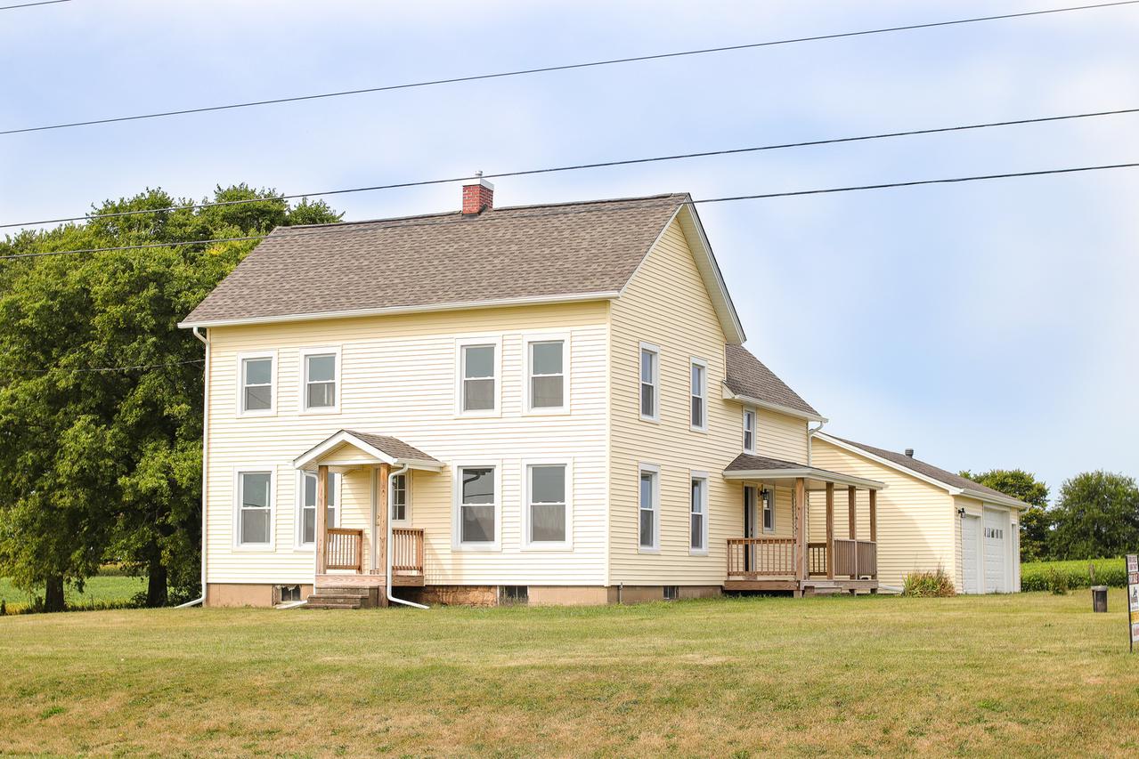 2262 N Winnebago Rd., Winnebago, IL 61088