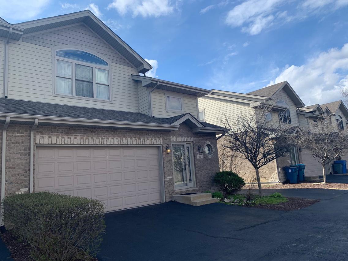 8160 W 111th St. #2B, Palos Hills, IL 60465