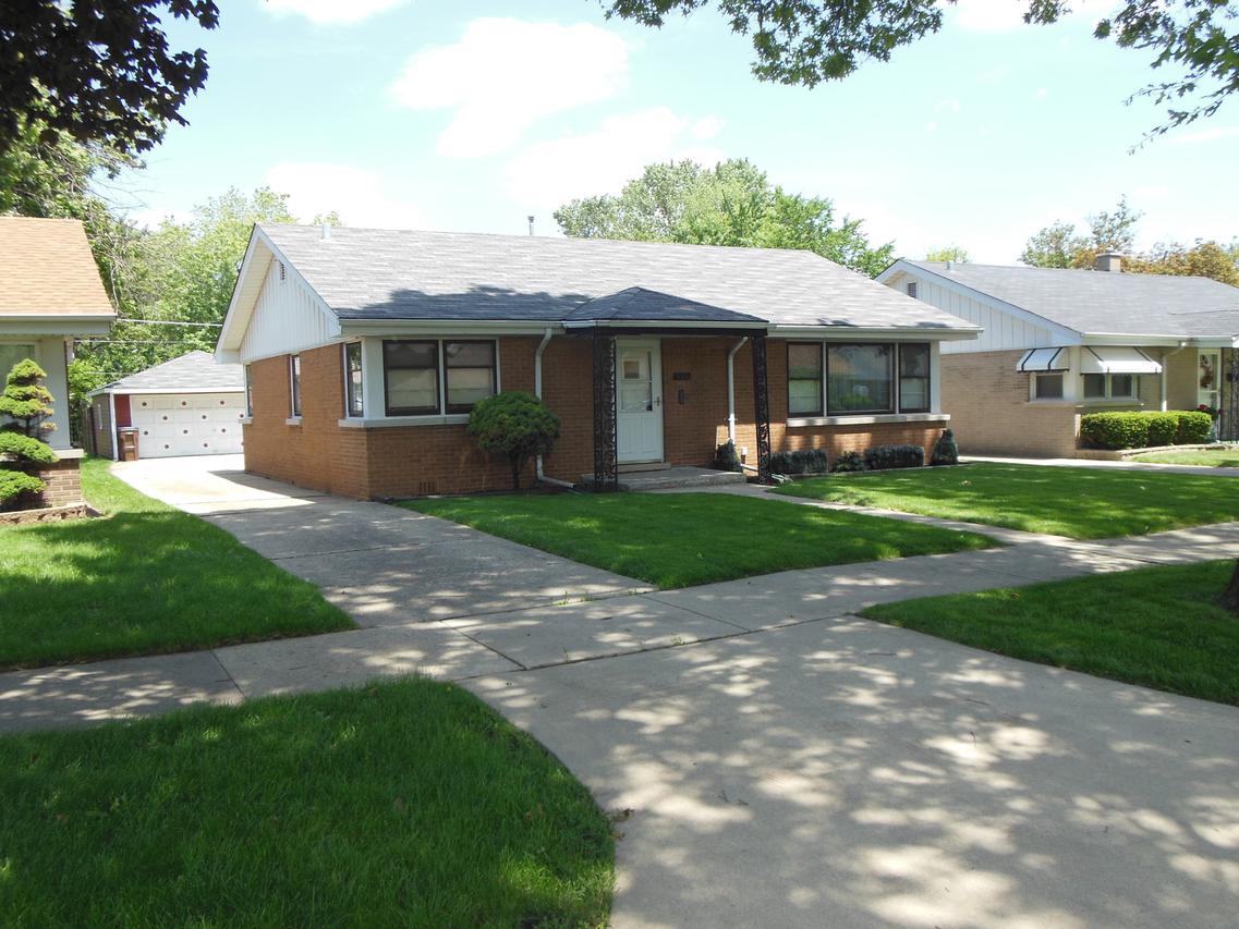 5924 Huron St., Berkeley, IL 60163
