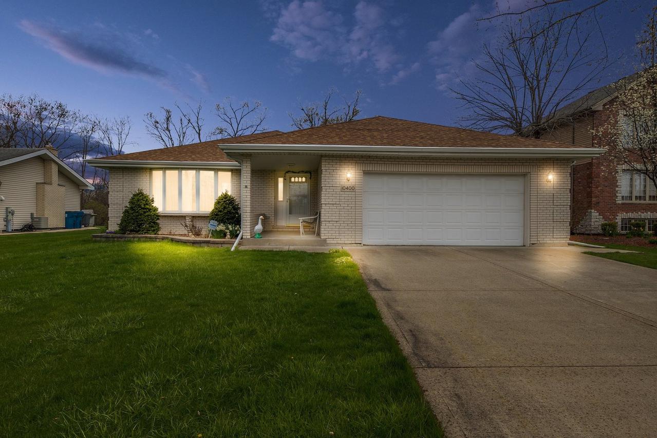 10400 S 83rd Ave., Palos Hills, IL 60465