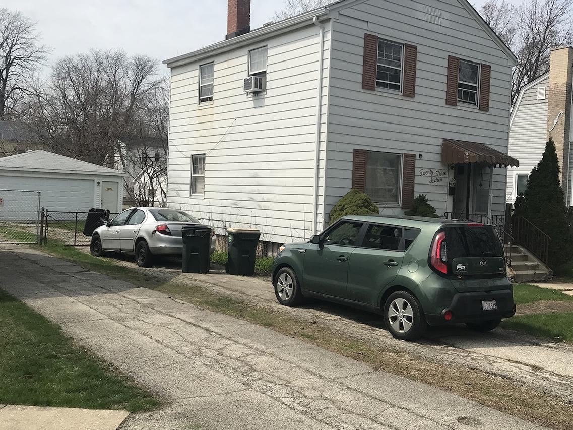 2316 S 10th Ave., Broadview, IL 60155