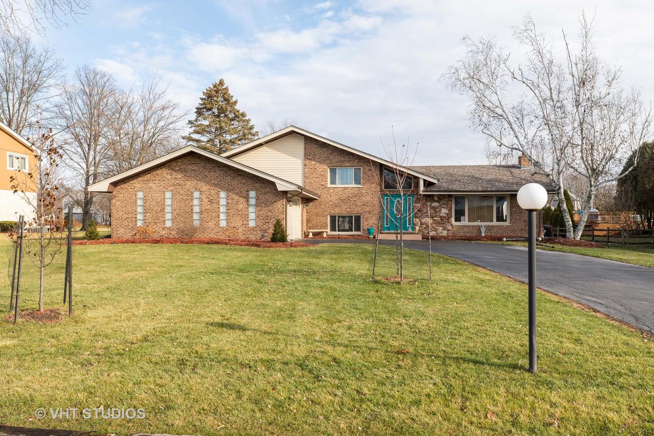 24635 S Mulberry Ln., Crete, IL 60417