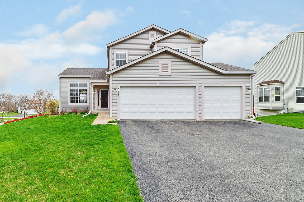 2026 Westbury Ln., Aurora, IL 60502