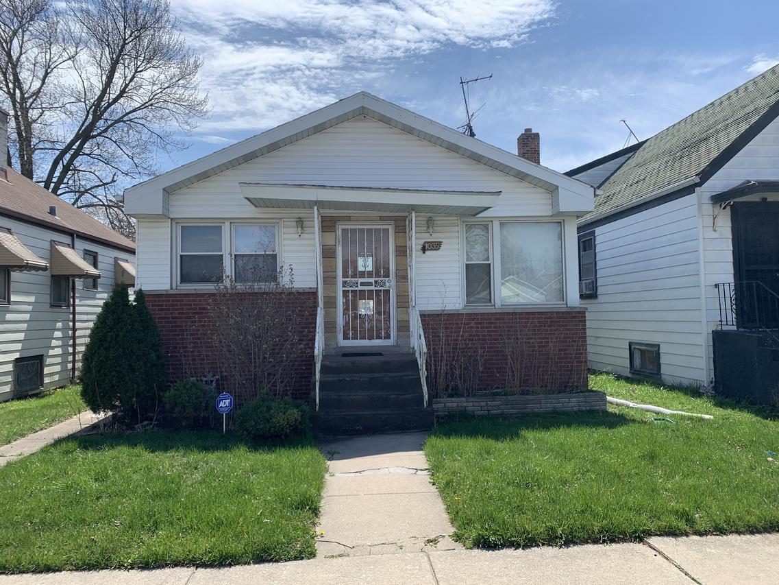 1035 W 123rd St., Calumet Park, IL 60827